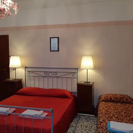 Fiabe Venice Rooms Kamer foto