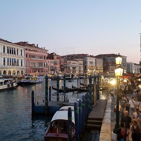 Fiabe Venice Rooms Buitenkant foto